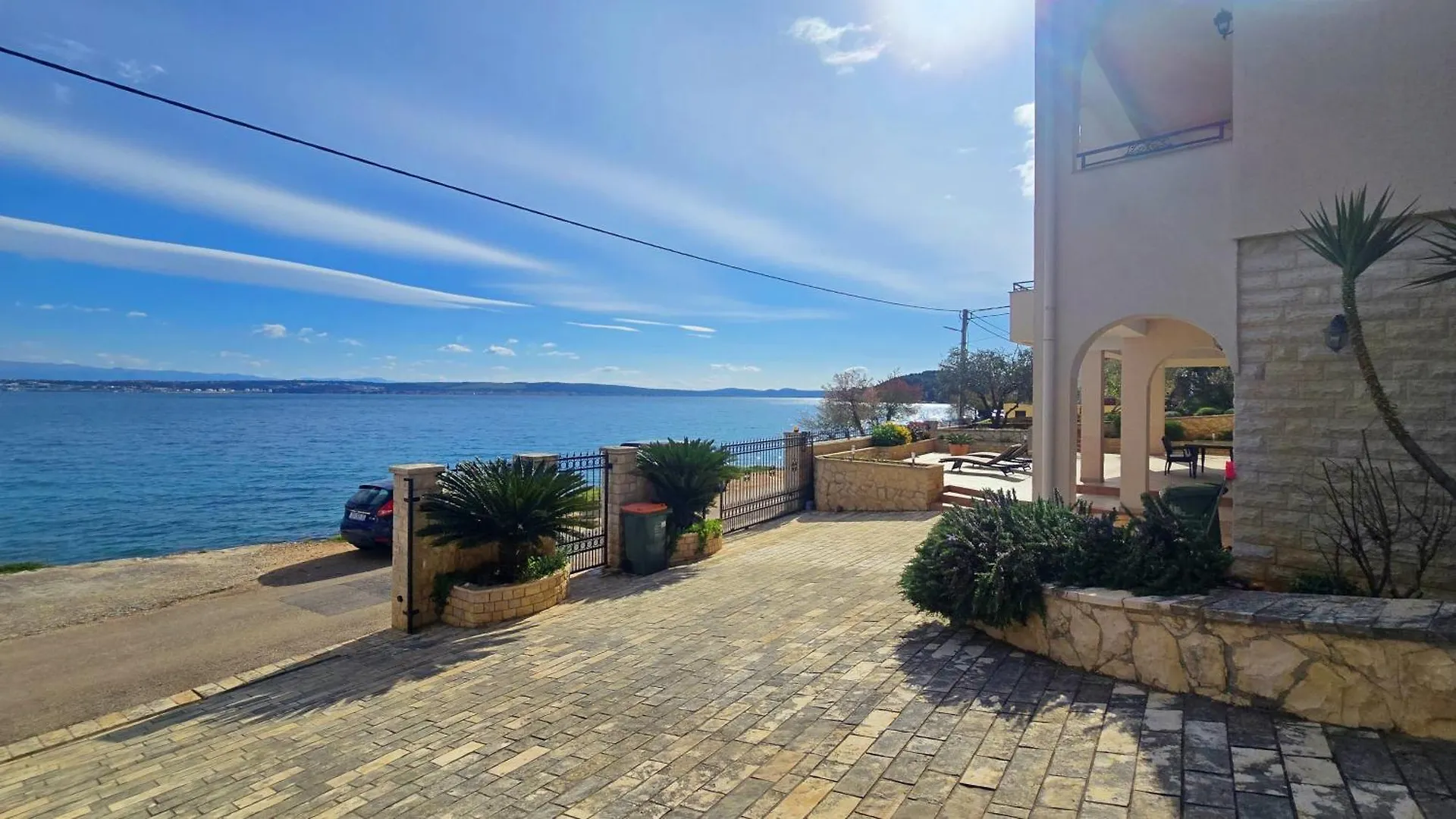 Oceanview Prestige Daire Kali